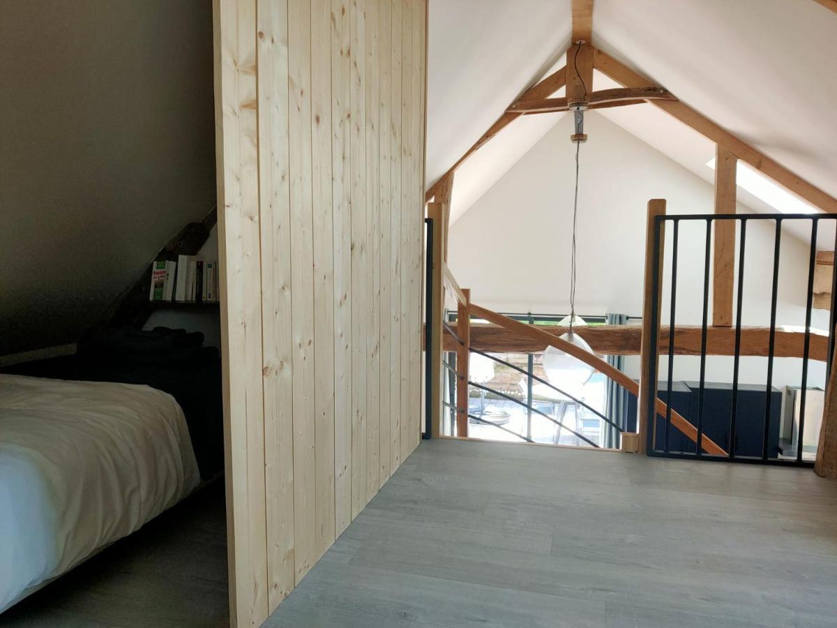 Bed and Breakfast Les Bobos à la ferme La Madelaine-sous-Montreuil Esterno foto