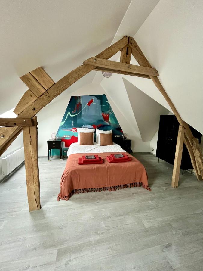 Bed and Breakfast Les Bobos à la ferme La Madelaine-sous-Montreuil Esterno foto