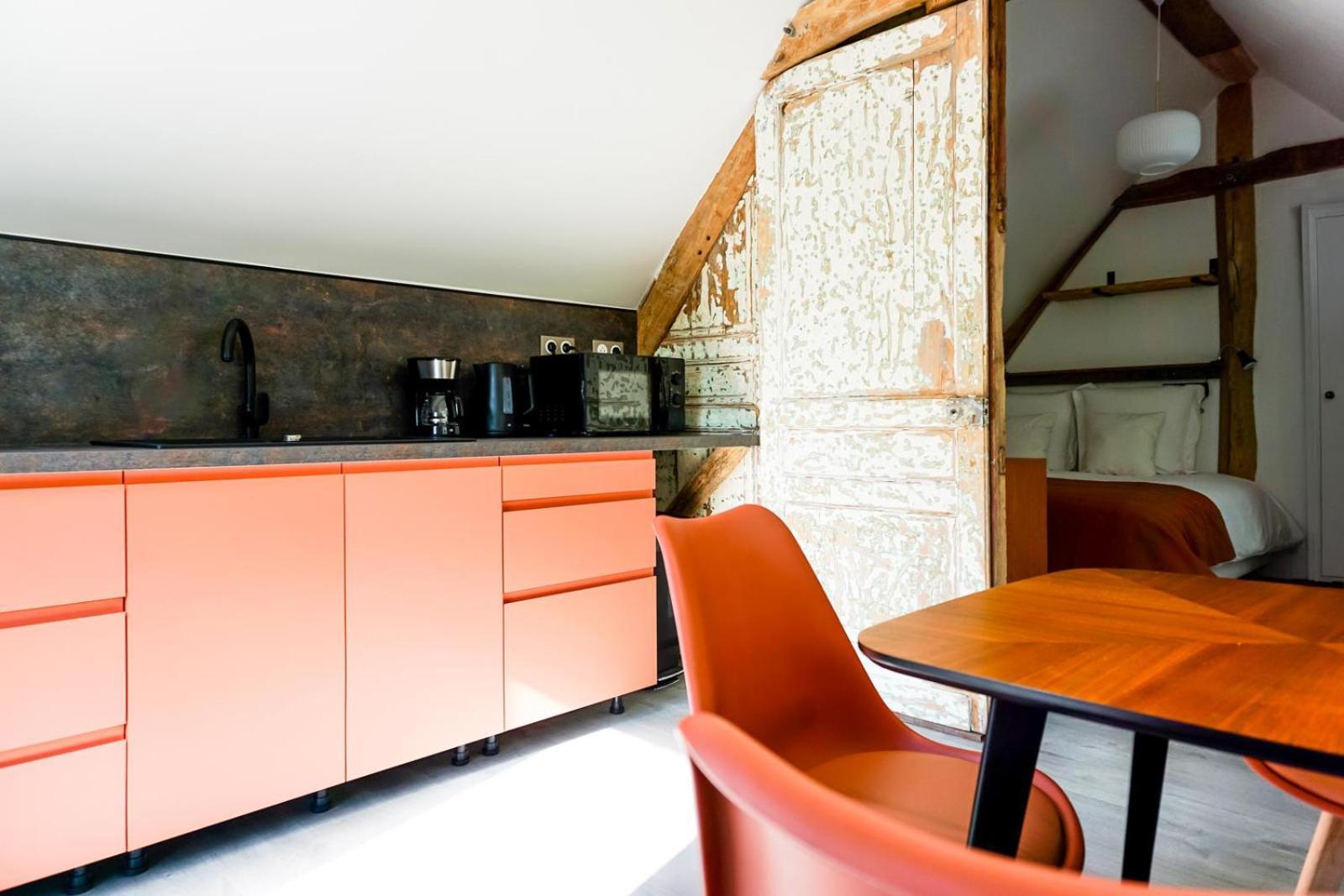 Bed and Breakfast Les Bobos à la ferme La Madelaine-sous-Montreuil Esterno foto