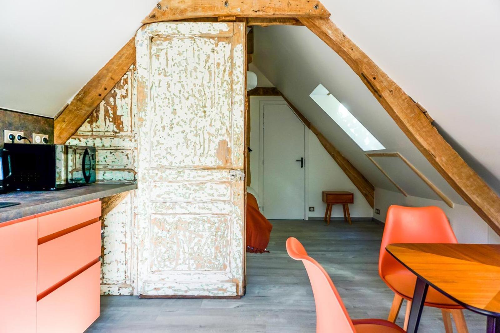 Bed and Breakfast Les Bobos à la ferme La Madelaine-sous-Montreuil Esterno foto